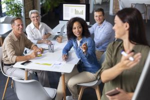 Outsourced marketing vs in house team: What actually drives more leads