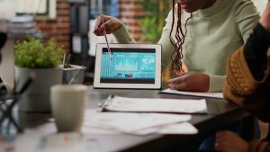 How to generate leads online without wasting marketing budget